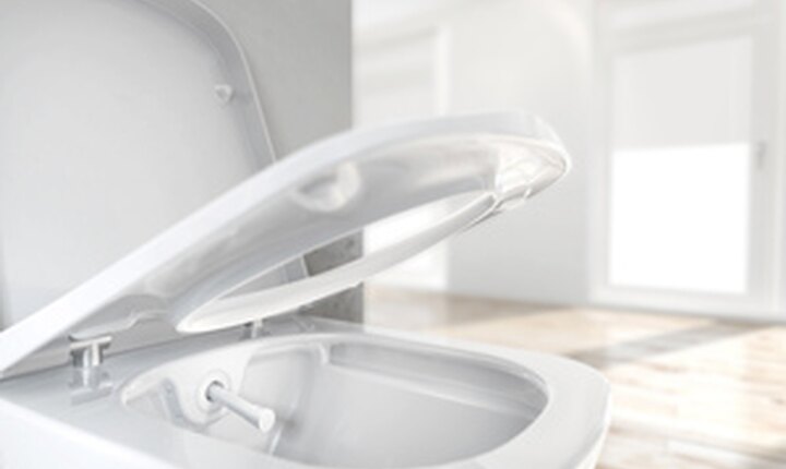 TECEone – Das stromlose Dusch-WC mit Soft-Close-Brille und spülrandloser Keramik