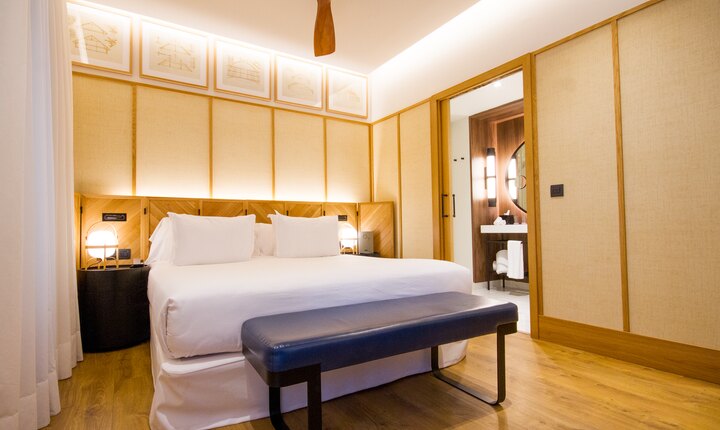 H10 Madison Hotel
