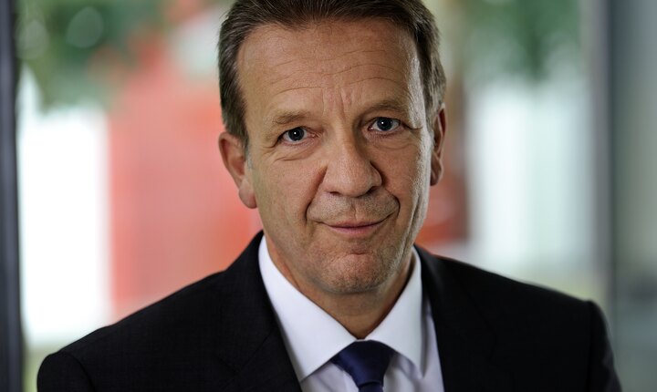 Hans-Joachim Sahlmann, Geschäftsführung der TECE GmbH