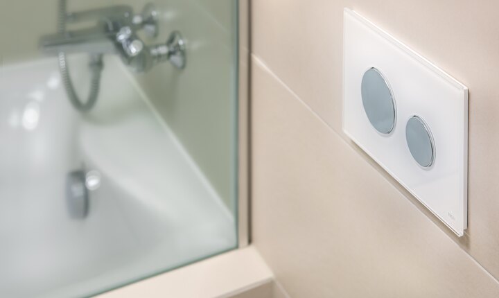 TECEloop toilet flush plate