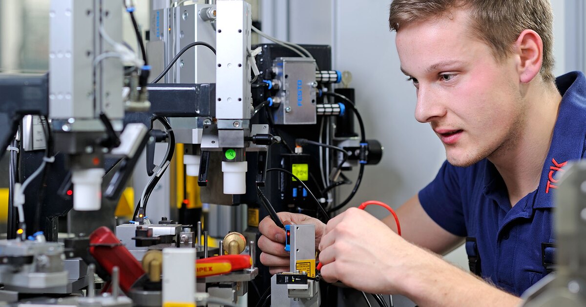 Elektroniker M W D Fur Betriebstechnik Ausbildung Tece