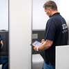 Auf Wunsch übernimmt TECE die Inbetriebnahme und die Wartung der TECEprofil WC-Module mit integrierter Hygienespülung